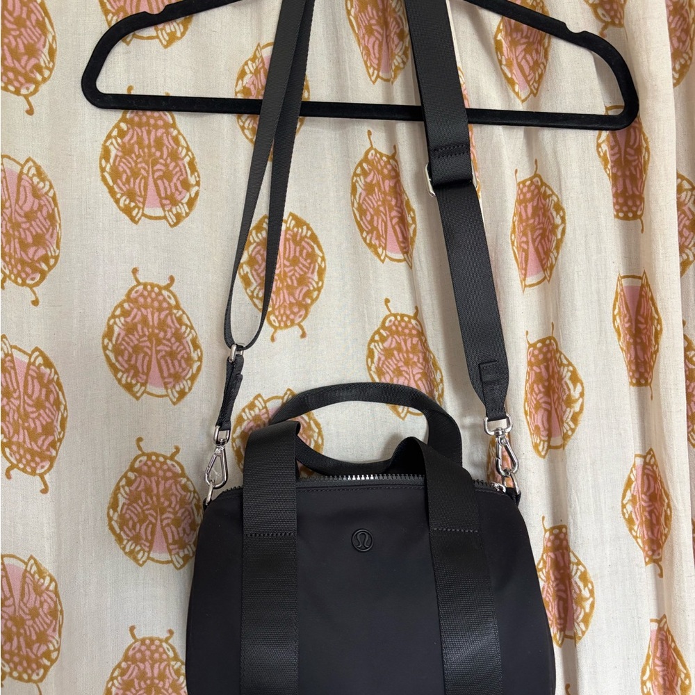 Lululemon Barrel Bag 5L